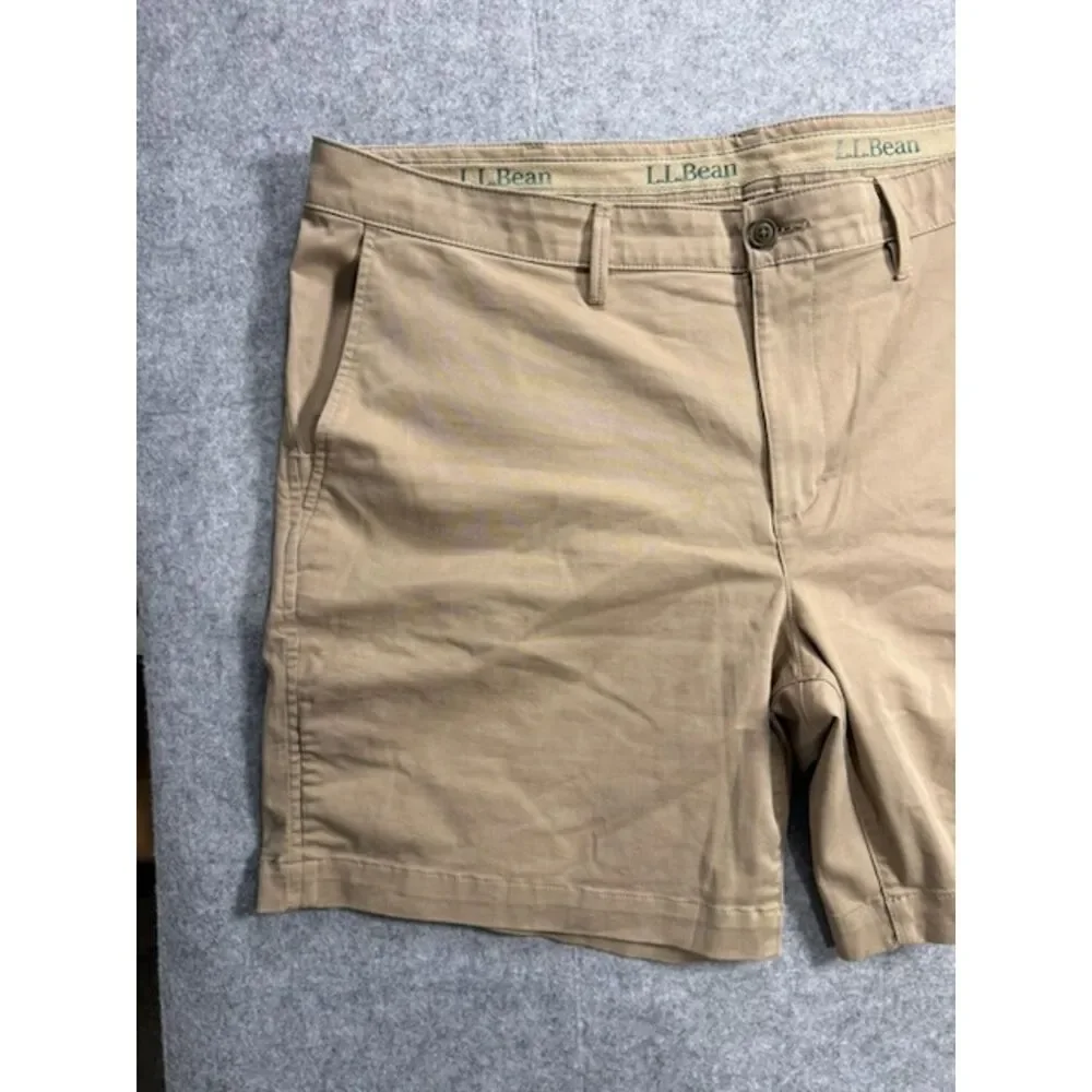 L.L.Bean Mens 42W Khaki Shorts 7